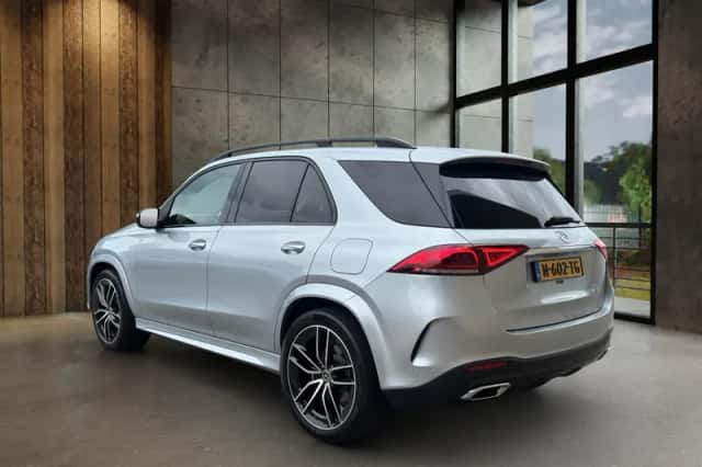 Mercedes-Benz GLE (2022) thumbnail 4