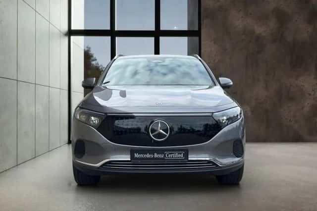 Mercedes-Benz EQA (2025) thumbnail 2