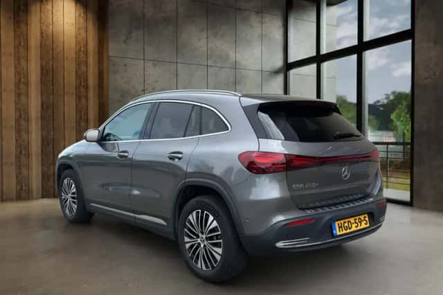 Mercedes-Benz EQA (2025) thumbnail 4