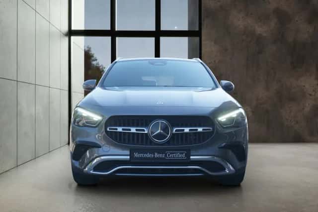 Mercedes-Benz GLA (2025) thumbnail 2
