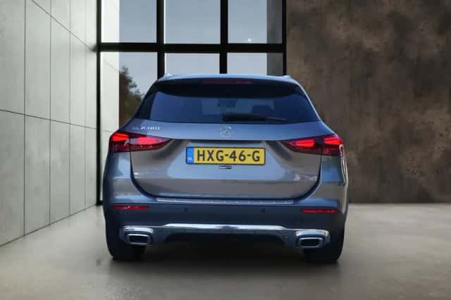 Mercedes-Benz GLA (2025) thumbnail 5