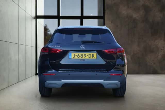 Mercedes-Benz GLA (2020) thumbnail 4