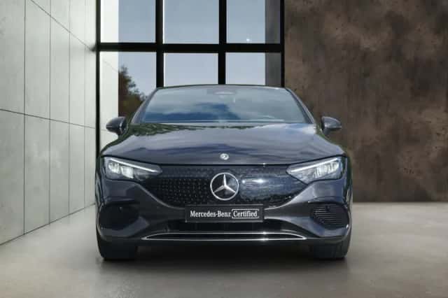 Mercedes-Benz EQE (2025) thumbnail 2