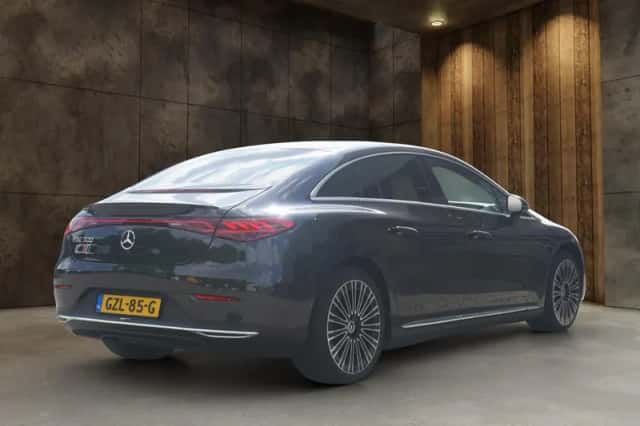 Mercedes-Benz EQE (2025) thumbnail 6