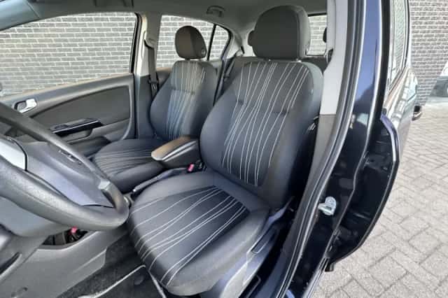 Opel Corsa (2006) thumbnail 2