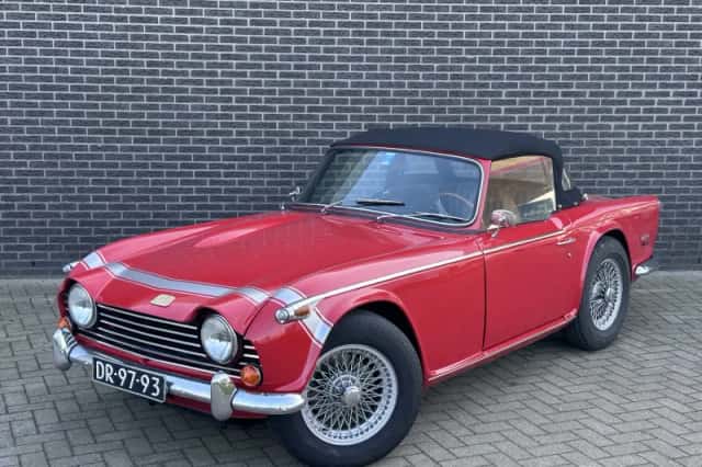 Triumph TR (1967) thumbnail 7
