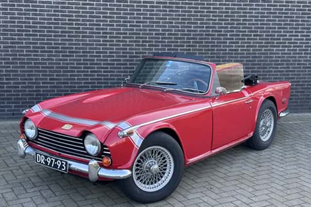 Triumph TR (1967) thumbnail 8