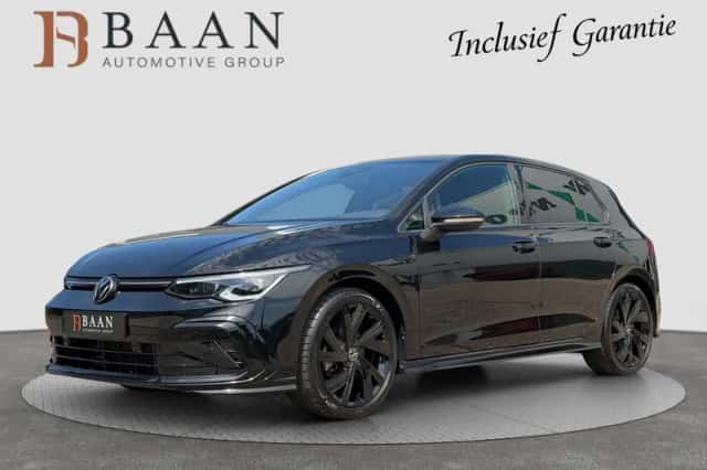 Volkswagen Golf (2024) thumbnail 1