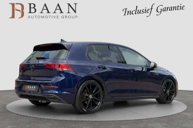 Volkswagen Golf (2020) thumbnail 2