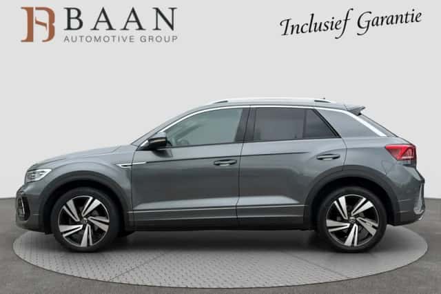 Volkswagen T-Roc (2022) thumbnail 5