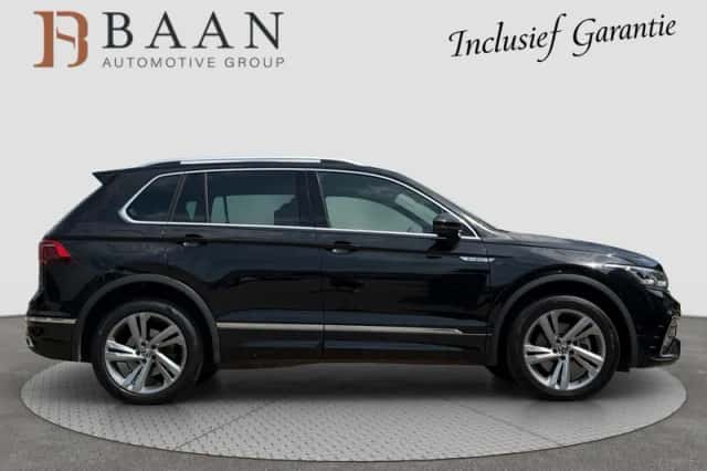 Volkswagen Tiguan (2024) thumbnail 6