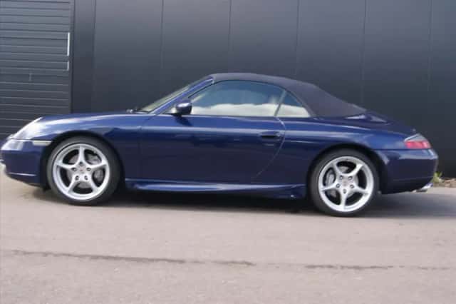 Porsche 911 (2001) thumbnail 2
