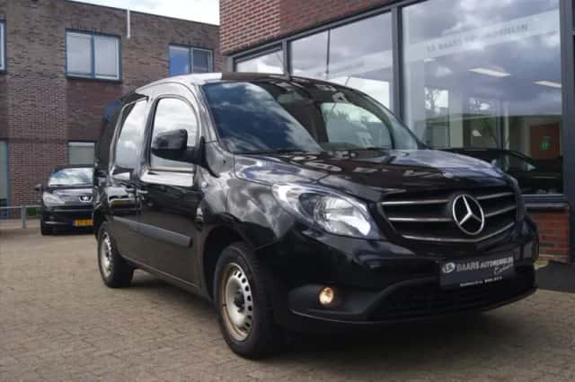 Mercedes-Benz Citan (2019) thumbnail 1