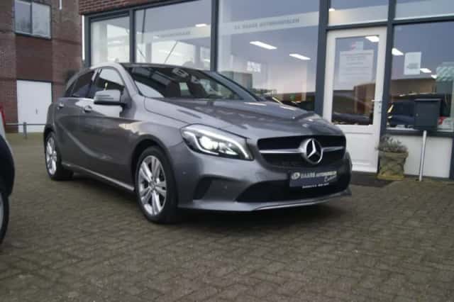 Mercedes-Benz A-Klasse (2018) thumbnail 1
