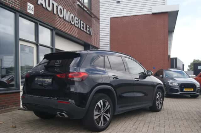 Mercedes-Benz GLA-Klasse (2020) thumbnail 4