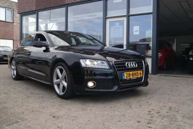 Audi A5 (2011) thumbnail 1