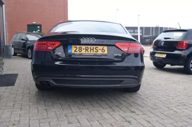 Audi A5 (2011) thumbnail 5