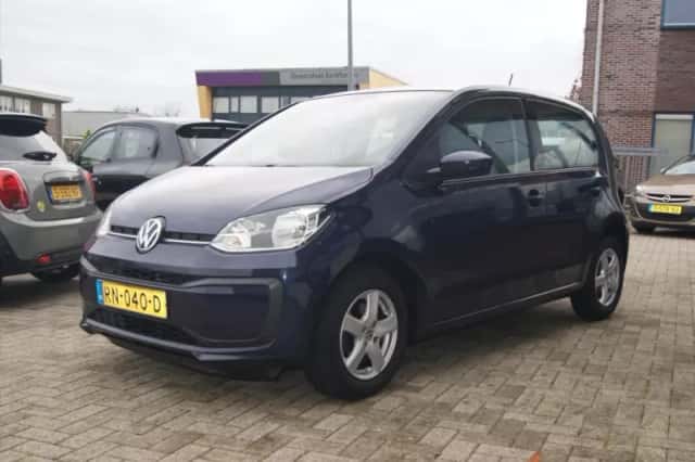 Volkswagen Up! (2018) thumbnail 4
