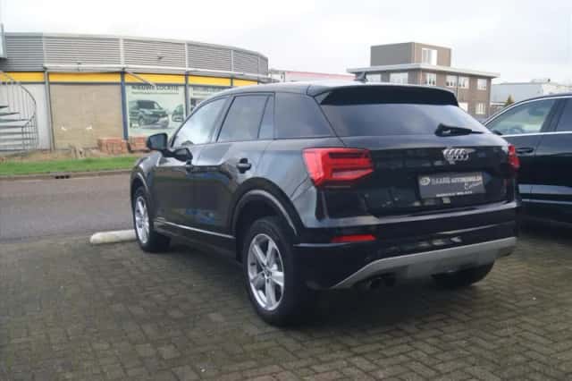 Audi Q2 (2017) thumbnail 6