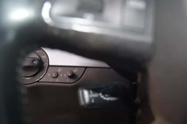 Audi A4 (2006) thumbnail 4