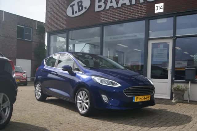 Ford Fiesta (2017) thumbnail 1