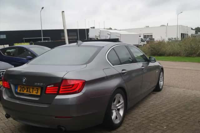 BMW 5-Serie (2012) thumbnail 3