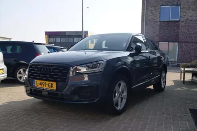 Audi Q2 (2017) thumbnail 2