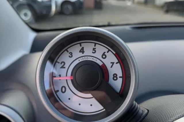 Peugeot 107 (2011) thumbnail 6