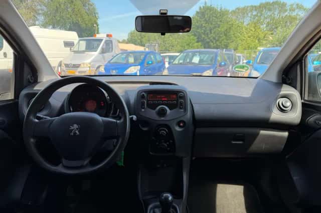Peugeot 108 (2015) thumbnail 2