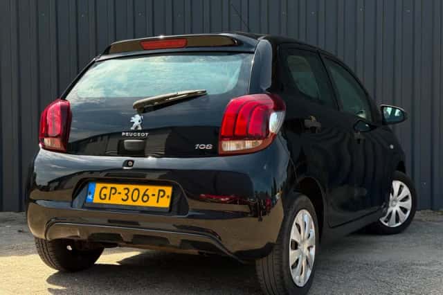 Peugeot 108 (2015) thumbnail 3