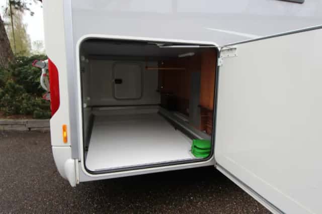 Carthago Tourer (2015) thumbnail 3