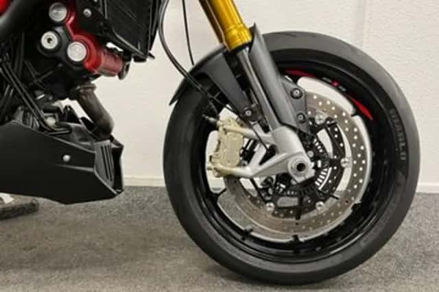 APRILIA DORSODURO (2020) thumbnail 4