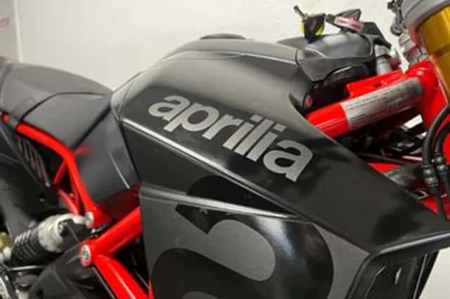 APRILIA DORSODURO (2018) thumbnail 3