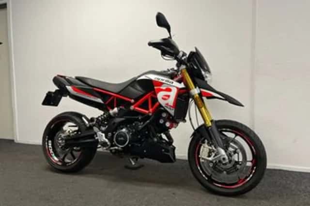APRILIA DORSODURO (2018) thumbnail 4