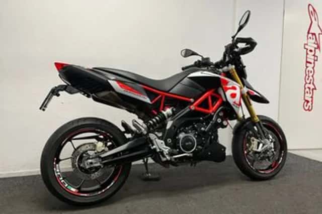 APRILIA DORSODURO (2018) thumbnail 5