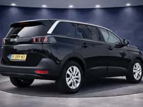 Peugeot 5008 (2021) thumbnail 3