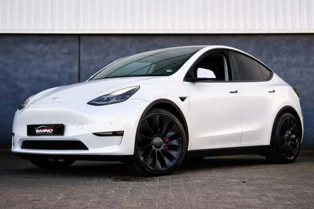 Tesla Model Y (2022) thumbnail 15
