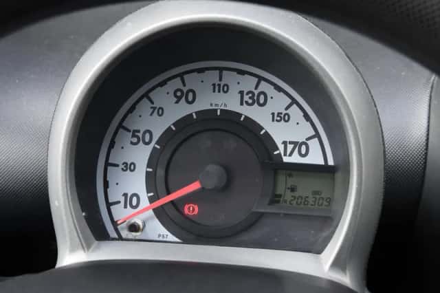 Toyota Aygo (2013) thumbnail 13