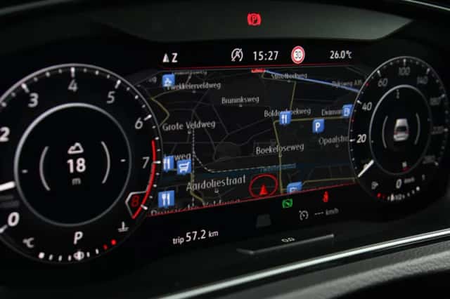 Volkswagen Golf (2019) thumbnail 4