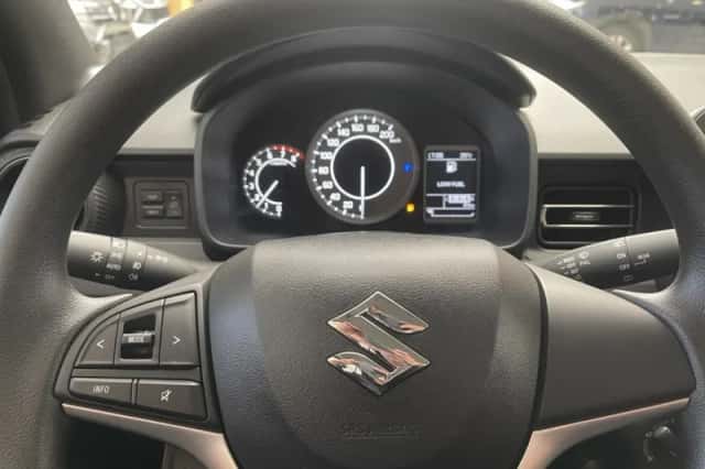 Suzuki Ignis (2024) thumbnail 18