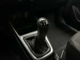 Suzuki Swift (2023) thumbnail 17
