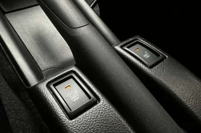 Suzuki Swift (2023) thumbnail 18