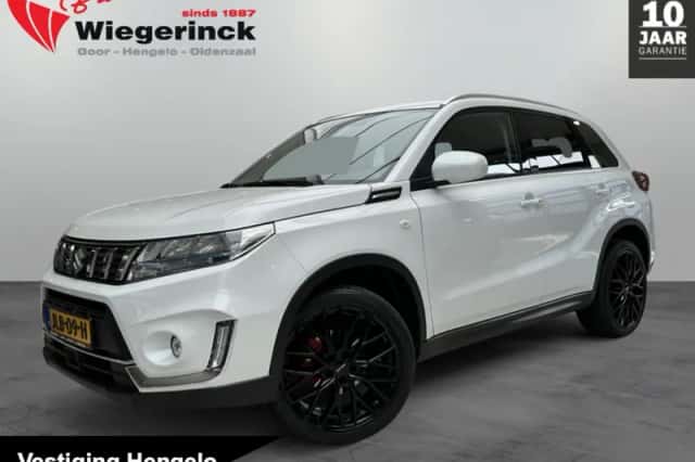Suzuki Vitara (2023) thumbnail 1