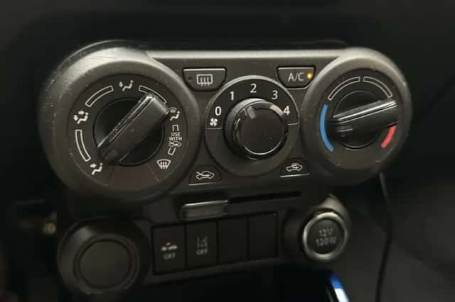 Suzuki Ignis (2022) thumbnail 16
