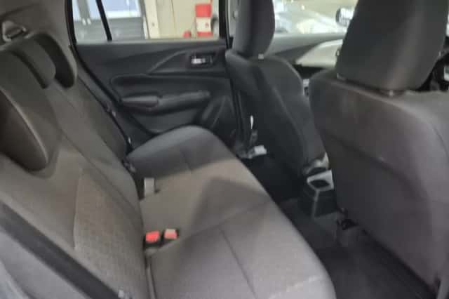 Suzuki Swift (2025) thumbnail 6