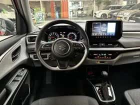 Suzuki Swift (2025) thumbnail 2