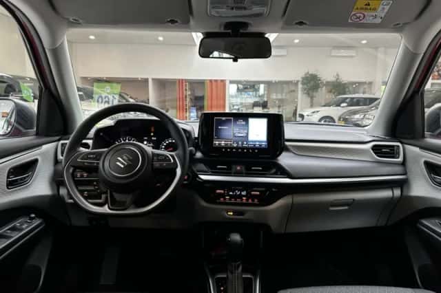 Suzuki Swift (2025) thumbnail 23