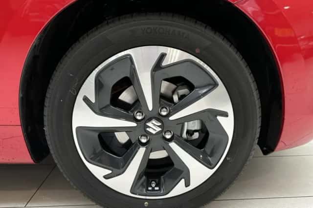 Suzuki Swift (2025) thumbnail 28