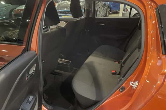 Suzuki Swift (2025) thumbnail 2