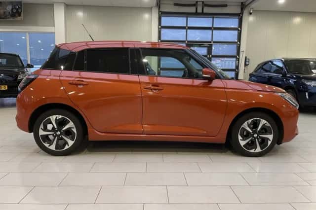 Suzuki Swift (2025) thumbnail 12